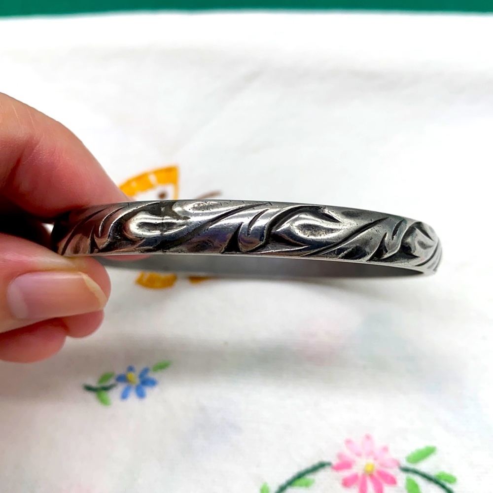 Vintage Cini sterling silver bangle bracelet 💕